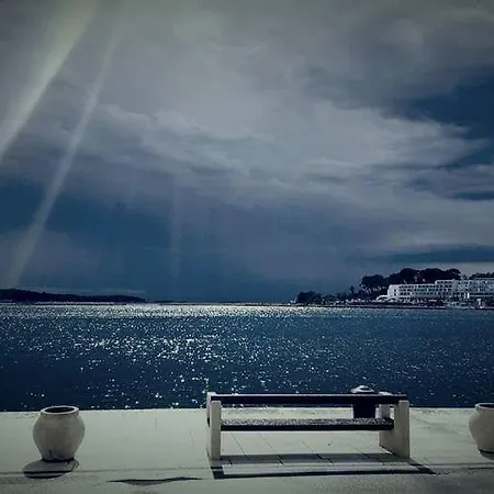 アパート Botic ポレッチ